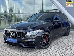 Zwart Gebruikt 2017 Mercedes C63 AMG AMG Stationwagen | € 46.950 (Goede deal)