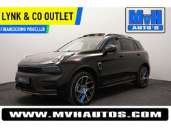 Zwart Gebruikt 2023 Lynk & Co 01 SUV | € 28.999 (Eerlijke prijs)