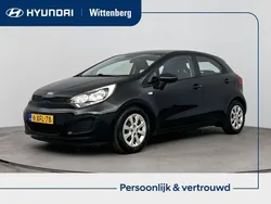 Zwart Gebruikt 2014 Kia Rio Comfort Hatchback | € 8.900 (Iets duurder)