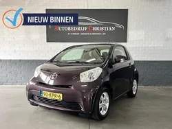 Paars Gebruikt 2010 Toyota iQ Comfort Hatchback | € 3.950 (Goede deal)