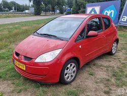 Rood Gebruikt 2005 Mitsubishi Colt Inform Hatchback | € 1.650 (Eerlijke prijs)