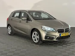 Grijs, metallic lak Gebruikt 2017 BMW 218 Active Tourer Executive MPV | € 19.900 (Eerlijke prijs)