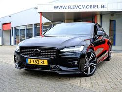 Zwart Gebruikt 2020 Volvo S60 R-Design Sedan | € 26.450 (Eerlijke prijs)