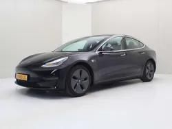Zwart Gebruikt 2020 Tesla Model 3 Long Range AWD Sedan | € 21.950 (Goede deal)