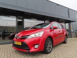Rood Gebruikt 2016 Toyota Verso Business Edition MPV | € 16.850 (Goede deal)