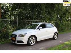 Wit Gebruikt 2013 Audi A1 Attraction Hatchback | € 11.950 (Eerlijke prijs)