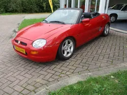 Rood Gebruikt 1997 MG F Cabriolet | € 2.760