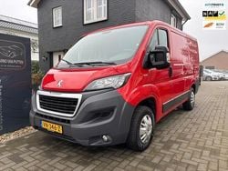 Rood Gebruikt 2015 Peugeot Boxer Van | € 8.800 (Eerlijke prijs)
