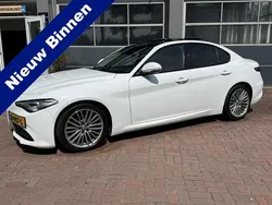 Wit Gebruikt 2018 Alfa Romeo Giulia Super Sedan | € 19.500 (Goede deal)