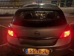 Grijs (metallic) Gebruikt 2007 Opel Astra Executive Hatchback | € 1.600