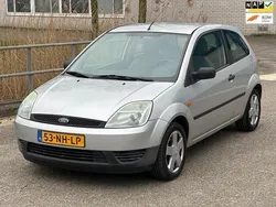 Grijs Gebruikt 2003 Ford Fiesta Hatchback | € 990 (Goede deal)