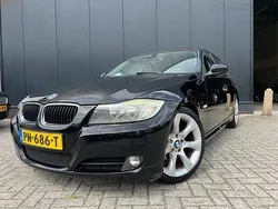 Zwart Gebruikt 2010 BMW 318 Sedan | € 4.995 (Eerlijke prijs)
