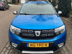 Blauw Gebruikt 2017 Dacia Sandero Stepway Hatchback | € 8.500 (Goede deal)