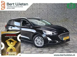 Zwart Gebruikt 2021 Ford Focus Titanium Stationwagen | € 20.940 (Eerlijke prijs)