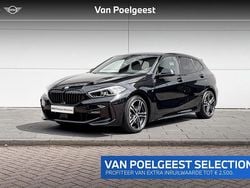 Zwart Gebruikt 2024 BMW 118 Shadowline Hatchback | € 35.900 (Eerlijke prijs)