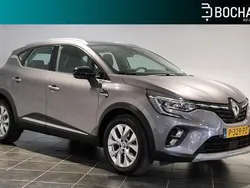 Grijs, metallic lak Gebruikt 2021 Renault Captur Intens SUV | € 21.445 (Goede deal)