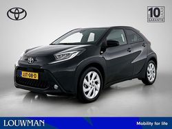 Zwart Gebruikt 2024 Toyota Aygo X Pulse SUV | € 19.950