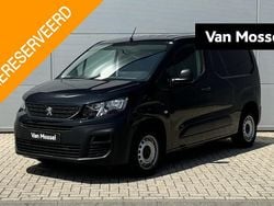 Zwart Gebruikt 2023 Peugeot Partner S Van | € 13.940 (Eerlijke prijs)