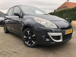 Zwart Gebruikt 2009 Renault Scénic III Dynamique MPV | € 3.450