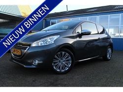 Grijs (metallic) Gebruikt 2013 Peugeot 208 Allure Hatchback | € 6.888 (Goede deal)