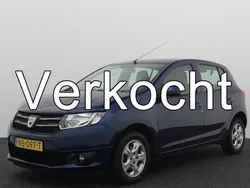 Blauw Gebruikt 2016 Dacia Sandero Hatchback | € 11.183 (Eerlijke prijs)