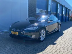 Zwart Gebruikt 2013 Tesla Model S Performance Sedan | € 19.500 (Goede deal)