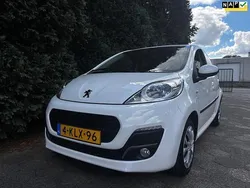 Wit Gebruikt 2013 Peugeot 107 Active Hatchback | € 4.250 (Eerlijke prijs)