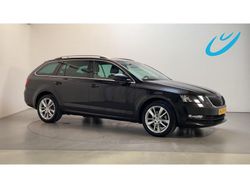 Zwart Gebruikt 2020 Skoda Octavia Clever Stationwagen | € 18.750 (Eerlijke prijs)
