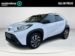 Wit Gebruikt 2023 Toyota Aygo Pulse Hatchback | € 21.949 (Iets duurder)