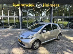 Bruin Gebruikt 2008 Toyota Aygo Hatchback | € 2.950 (Eerlijke prijs)