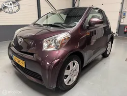 Paars Gebruikt 2011 Toyota iQ Hatchback | € 4.950 (Iets duurder)