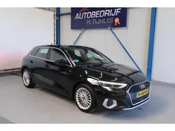 Zwart Gebruikt 2021 Audi A3 Advanced Hatchback | € 18.950 (Eerlijke prijs)