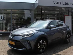Grijs Gebruikt 2023 Toyota C-HR SUV | € 25.400 (Eerlijke prijs)