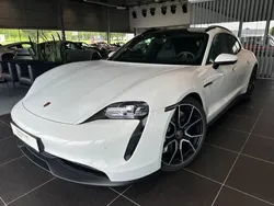 Wit Gebruikt 2024 Porsche Taycan Sport Turismo Sedan | € 80.549 (Super prijs)