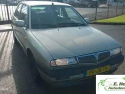 Grijs Gebruikt 1996 Lancia Delta Hatchback | € 750