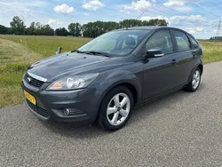 Grijs Gebruikt 2010 Ford Focus Hatchback | € 3.995 (Eerlijke prijs)