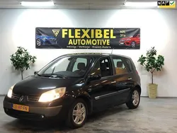 Zwart Gebruikt 2005 Renault Scénic II MPV | € 1.490 (Eerlijke prijs)