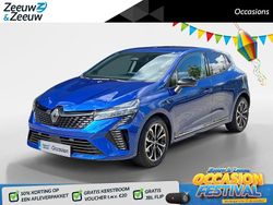 Donker ironblauw rqh Gebruikt 2024 Renault Clio V Techno Hatchback | € 19.735 (Iets duurder)