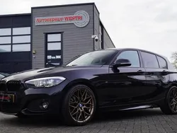 Zwart Gebruikt 2019 BMW 118 Executive Hatchback | € 17.995 (Eerlijke prijs)