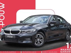 Zwart Gebruikt 2022 BMW 316 Sedan | € 31.950