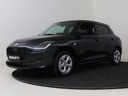 Zwart Nieuw 2025 Suzuki Swift Hatchback | € 24.998 (Iets duurder)