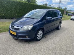 Grijs Gebruikt 2007 Opel Zafira Executive MPV | € 1.500 (Eerlijke prijs)