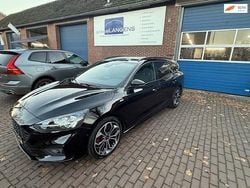 Zwart Gebruikt 2020 Ford Focus Business Edition Stationwagen | € 20.900