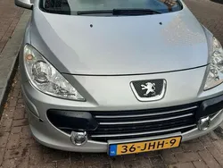 Zilver Gebruikt 2009 Peugeot 307 CC Cabriolet | € 6.000
