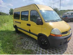 Geel Gebruikt 2007 Renault Master T28 MPV | € 11.500