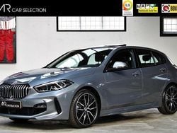 Grijs Gebruikt 2022 BMW 120 M Sport Hatchback | € 32.950 (Eerlijke prijs)