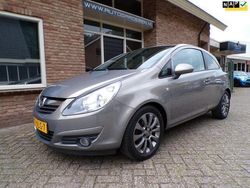 Bruin Gebruikt 2010 Opel Corsa Edition Hatchback | € 3.900 (Duur)