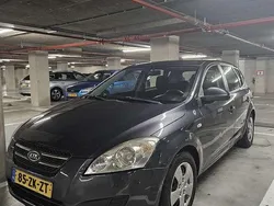 Gebruikt 2008 Kia Ceed LX Sedan | € 1.750 (Eerlijke prijs)