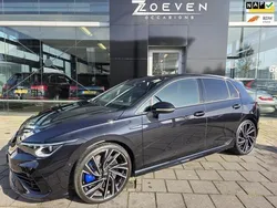 Zwart Gebruikt 2021 VW Golf VIII R Hatchback | € 41.995 (Eerlijke prijs)