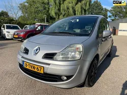 Grijs Gebruikt 2008 Renault Grand Modus Expression MPV | € 1.949 (Goede deal)